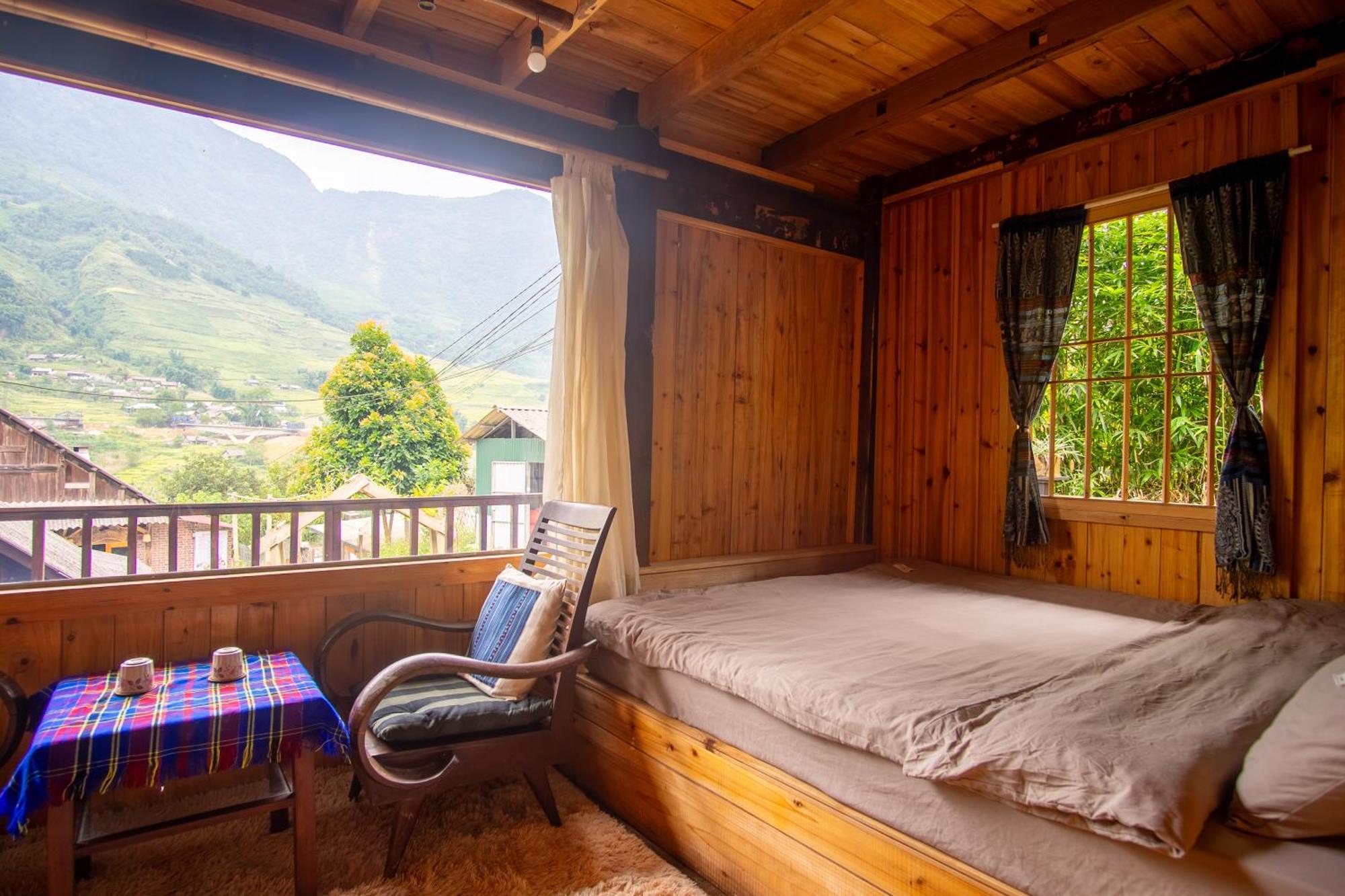 Desi House Tả - With Mountain View Homestay *