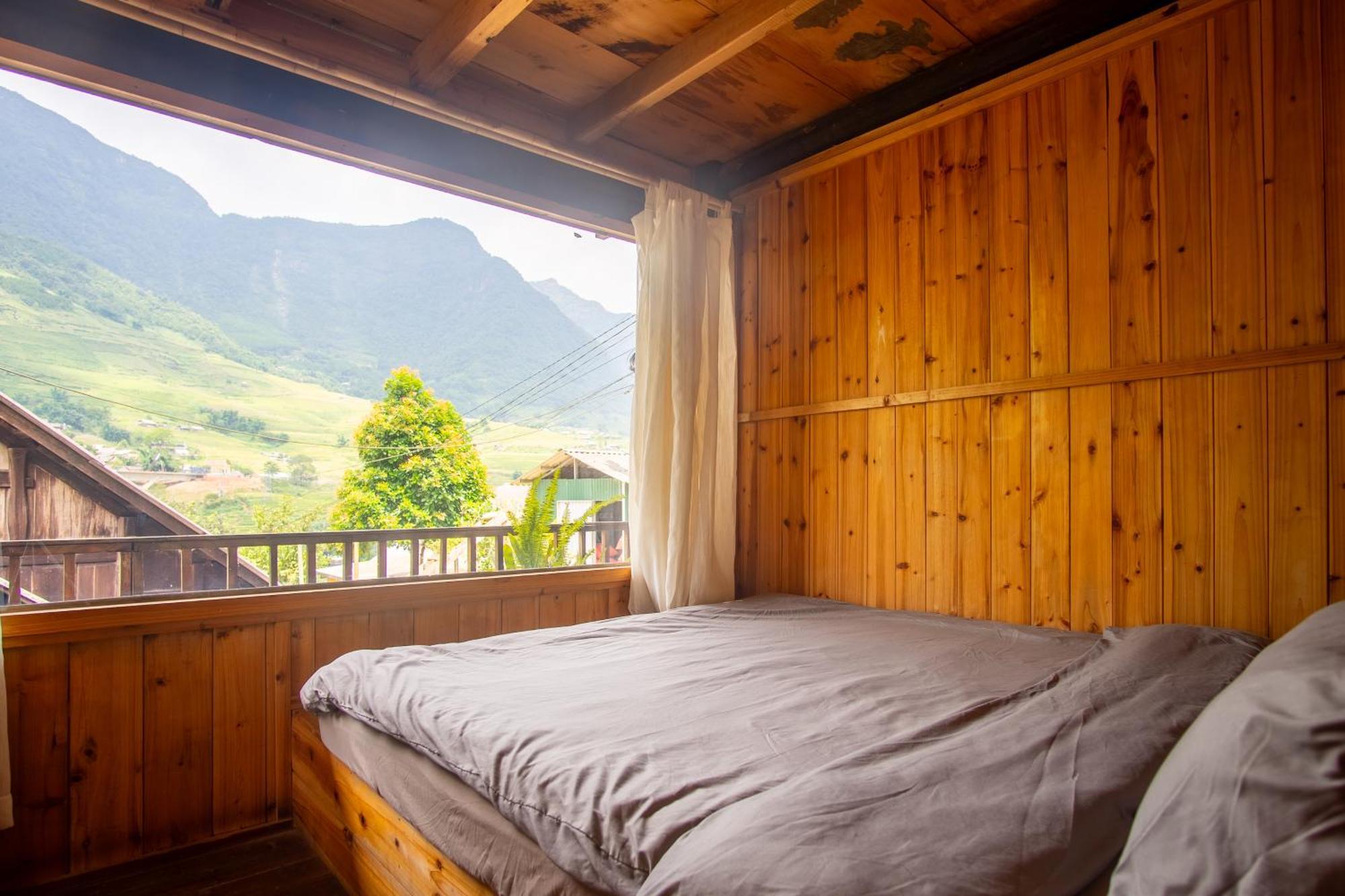 Desi House Tả - With Mountain View Homestay *